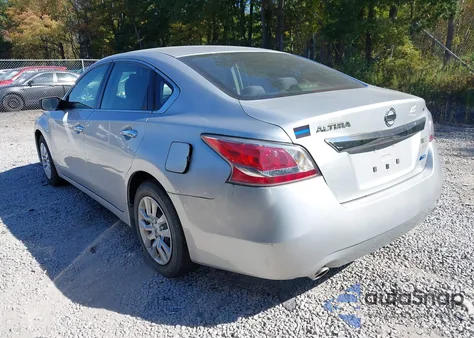 2014 Nissan Altima 2.5/S/Sv/Sl z USA, uszkodzony, nr VIN 1N4AL3AP3EC272837